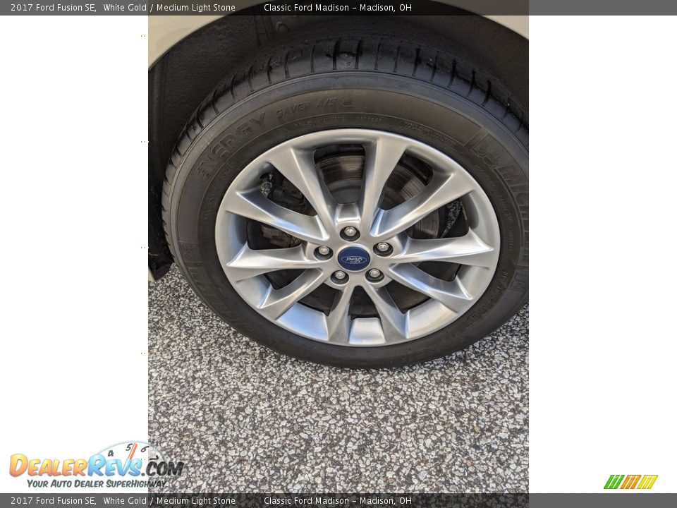 2017 Ford Fusion SE White Gold / Medium Light Stone Photo #15