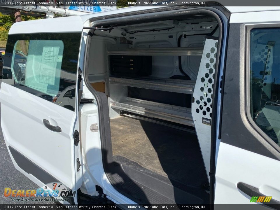 2017 Ford Transit Connect XL Van Frozen White / Charcoal Black Photo #12