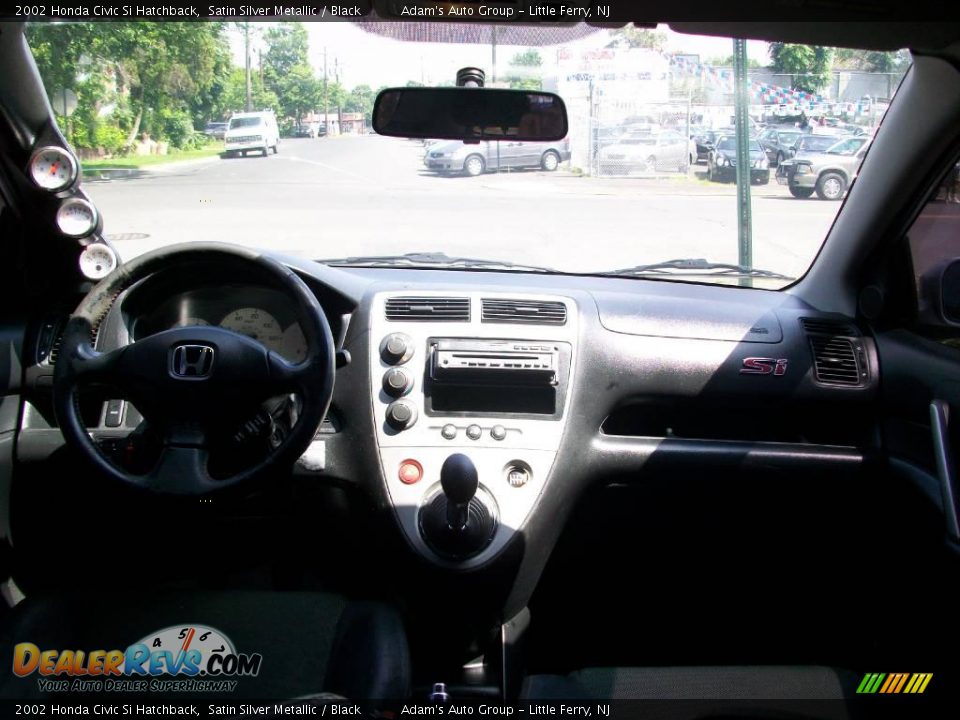 2002 Honda Civic Si Hatchback Satin Silver Metallic / Black Photo #22