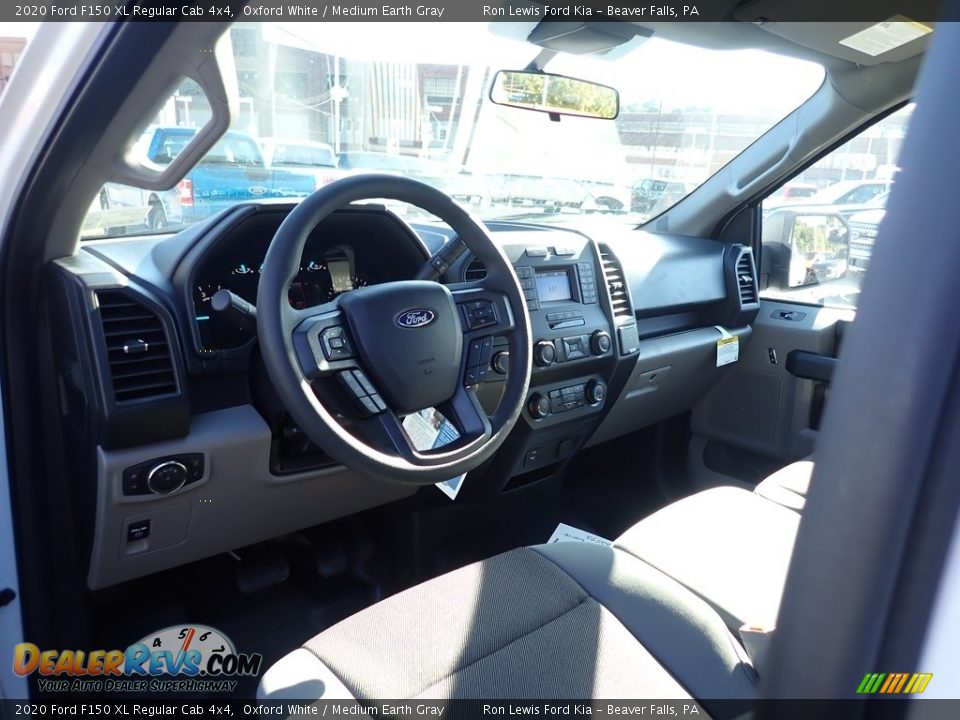 2020 Ford F150 XL Regular Cab 4x4 Oxford White / Medium Earth Gray Photo #11