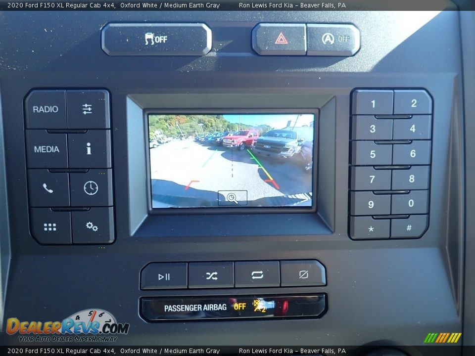 2020 Ford F150 XL Regular Cab 4x4 Oxford White / Medium Earth Gray Photo #16