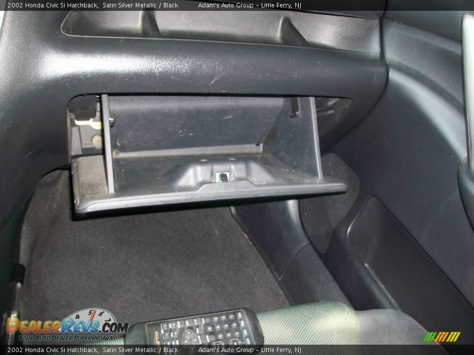 2002 Honda Civic Si Hatchback Satin Silver Metallic / Black Photo #28