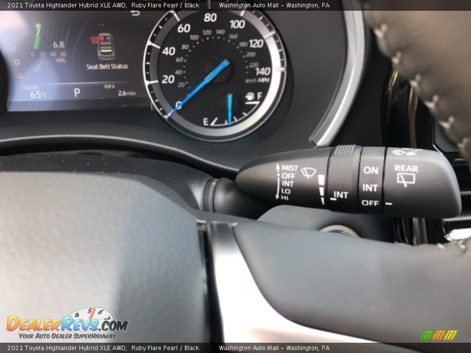 Controls of 2021 Toyota Highlander Hybrid XLE AWD Photo #13