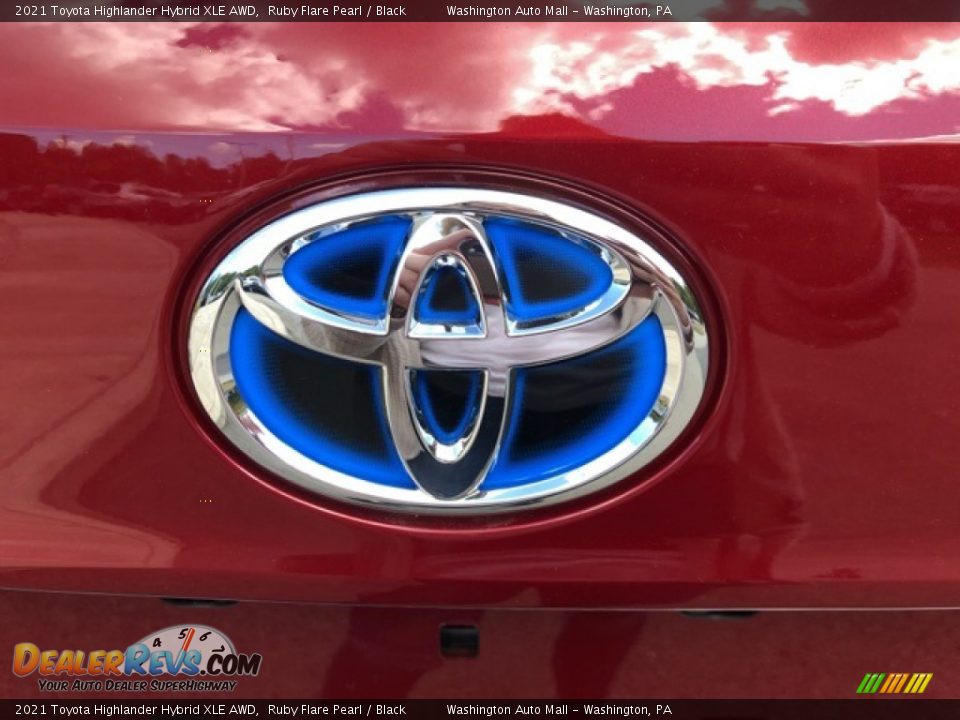 2021 Toyota Highlander Hybrid XLE AWD Logo Photo #33