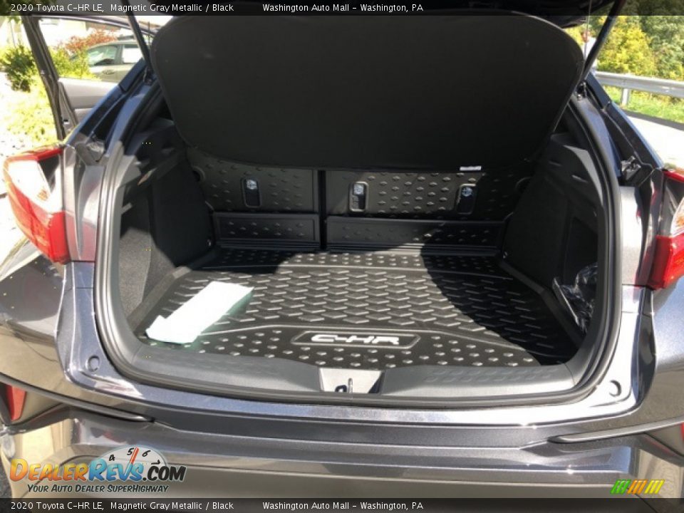 2020 Toyota C-HR LE Magnetic Gray Metallic / Black Photo #26