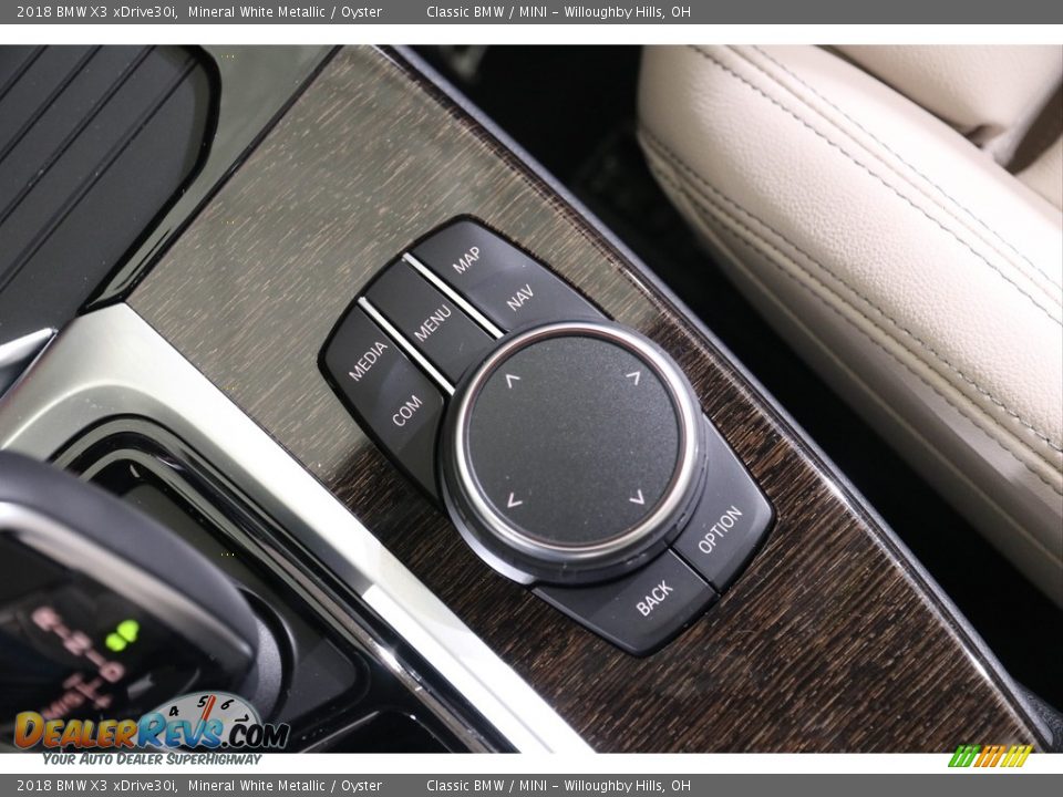 2018 BMW X3 xDrive30i Mineral White Metallic / Oyster Photo #16