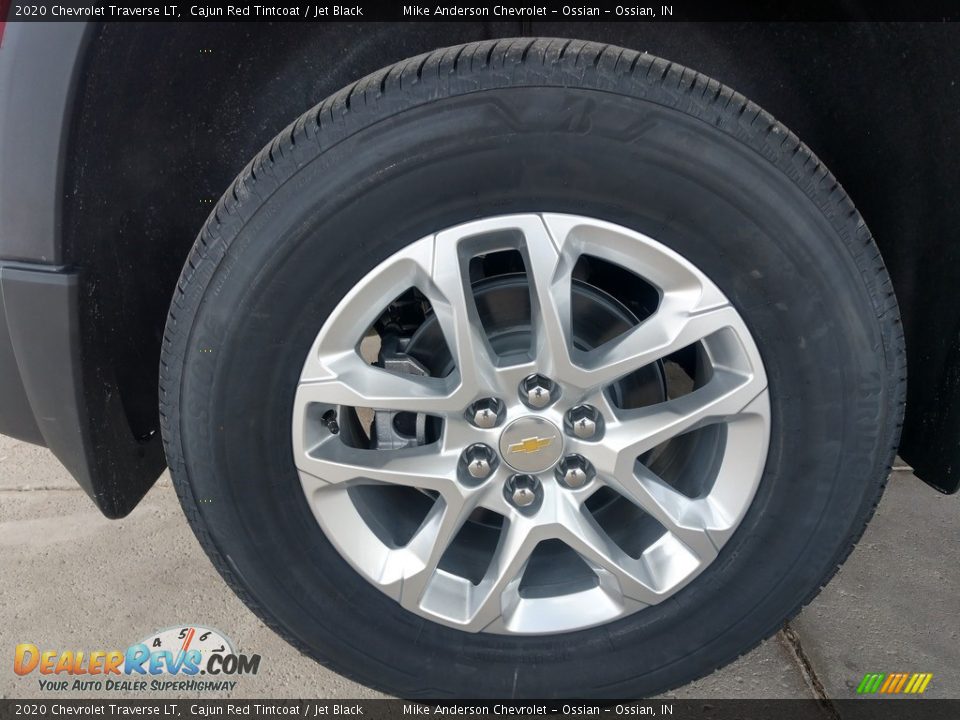 2020 Chevrolet Traverse LT Wheel Photo #14