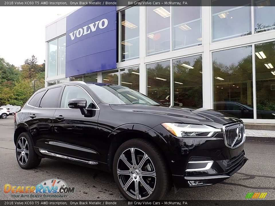 Front 3/4 View of 2018 Volvo XC60 T5 AWD Inscription Photo #1