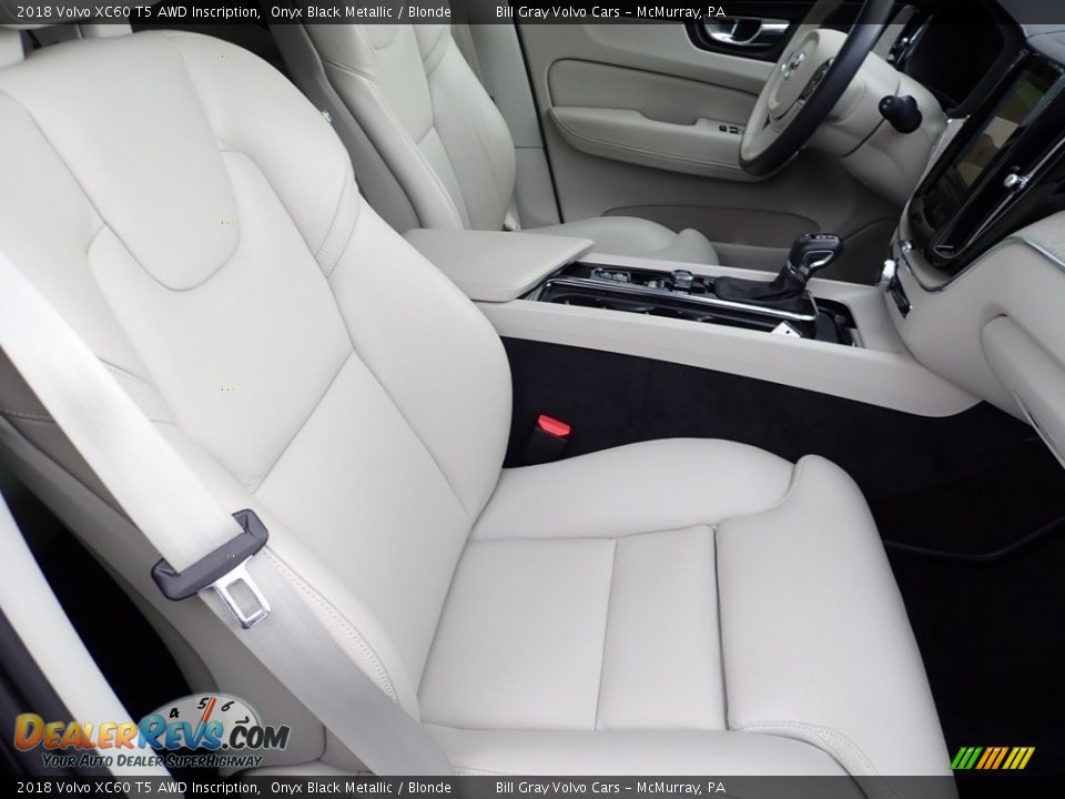 2018 Volvo XC60 T5 AWD Inscription Onyx Black Metallic / Blonde Photo #11