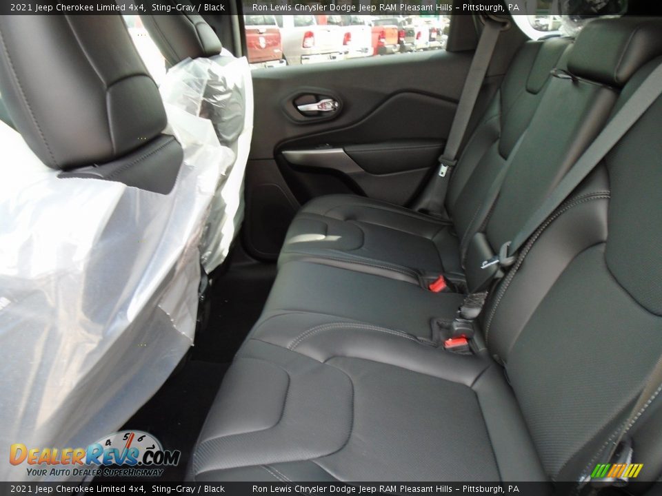 Rear Seat of 2021 Jeep Cherokee Limited 4x4 Photo #14