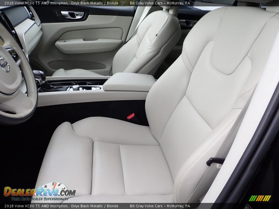 Front Seat of 2018 Volvo XC60 T5 AWD Inscription Photo #15