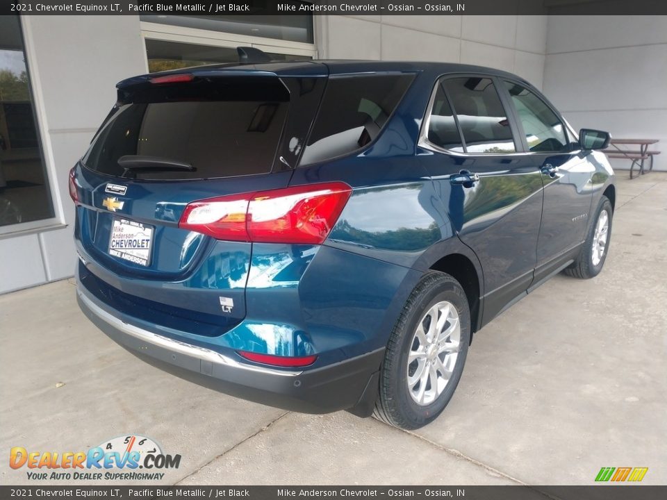 2021 Chevrolet Equinox LT Pacific Blue Metallic / Jet Black Photo #4