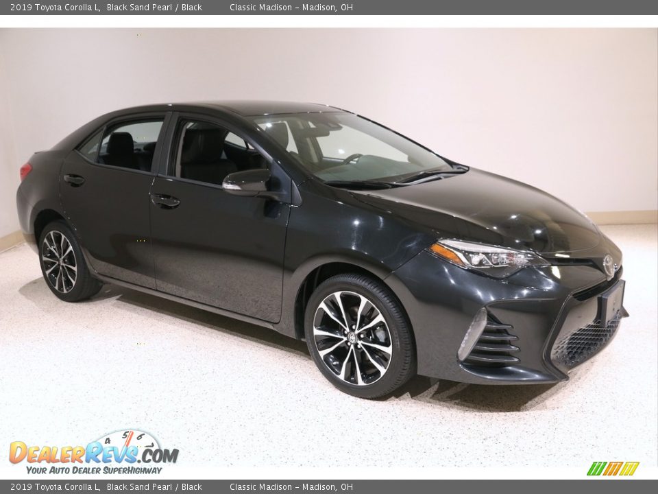 2019 Toyota Corolla L Black Sand Pearl / Black Photo #1