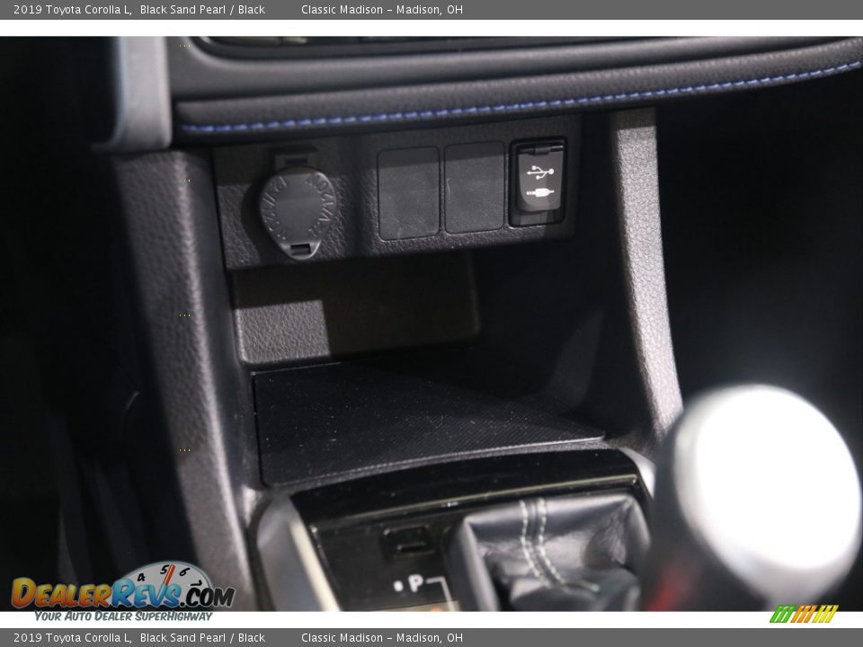 2019 Toyota Corolla L Black Sand Pearl / Black Photo #12