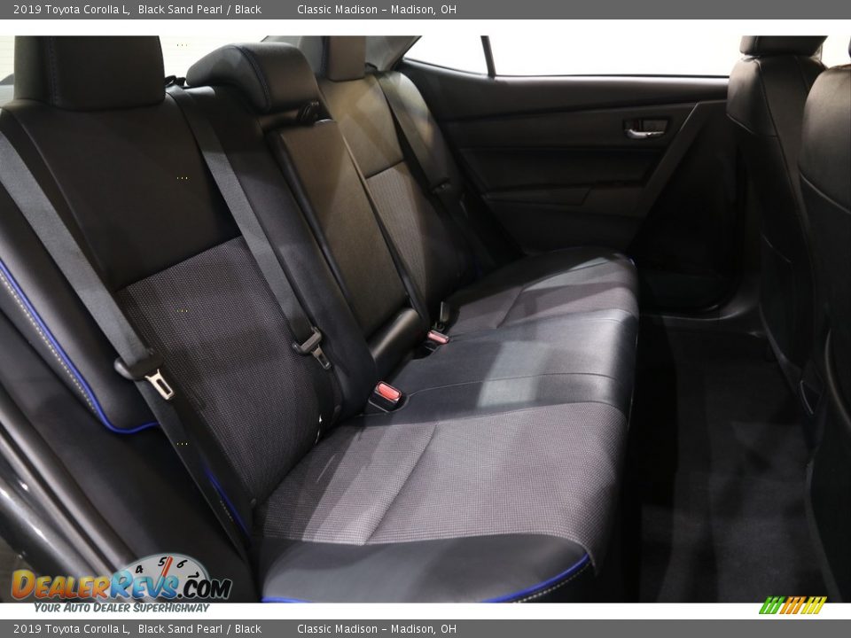 2019 Toyota Corolla L Black Sand Pearl / Black Photo #14