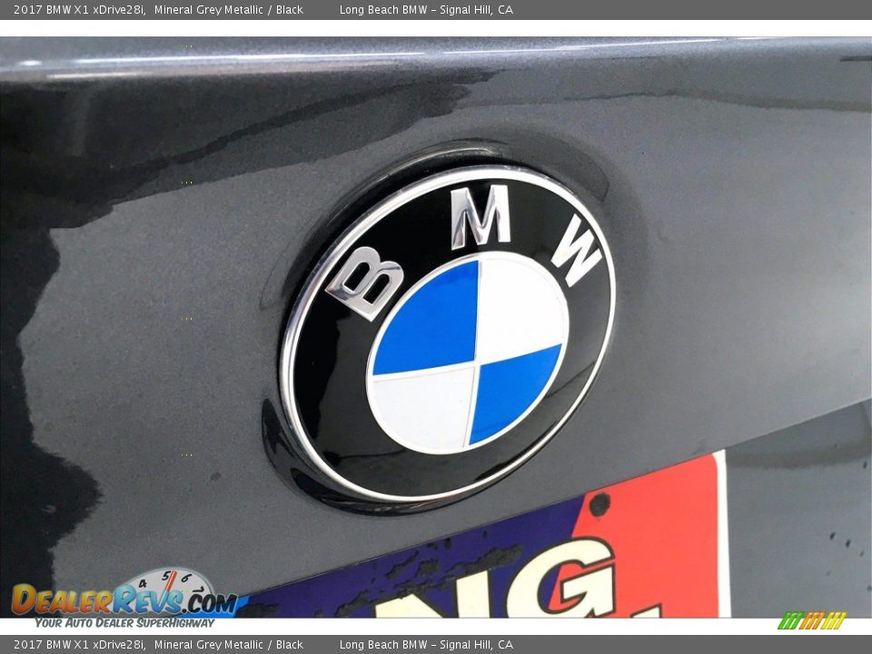 2017 BMW X1 xDrive28i Mineral Grey Metallic / Black Photo #34