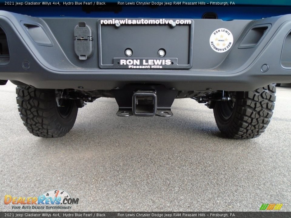 2021 Jeep Gladiator Willys 4x4 Hydro Blue Pearl / Black Photo #8