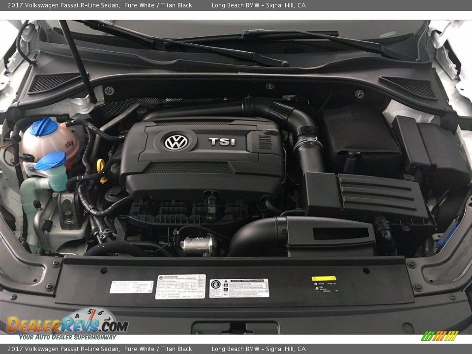 2017 Volkswagen Passat R-Line Sedan Pure White / Titan Black Photo #9