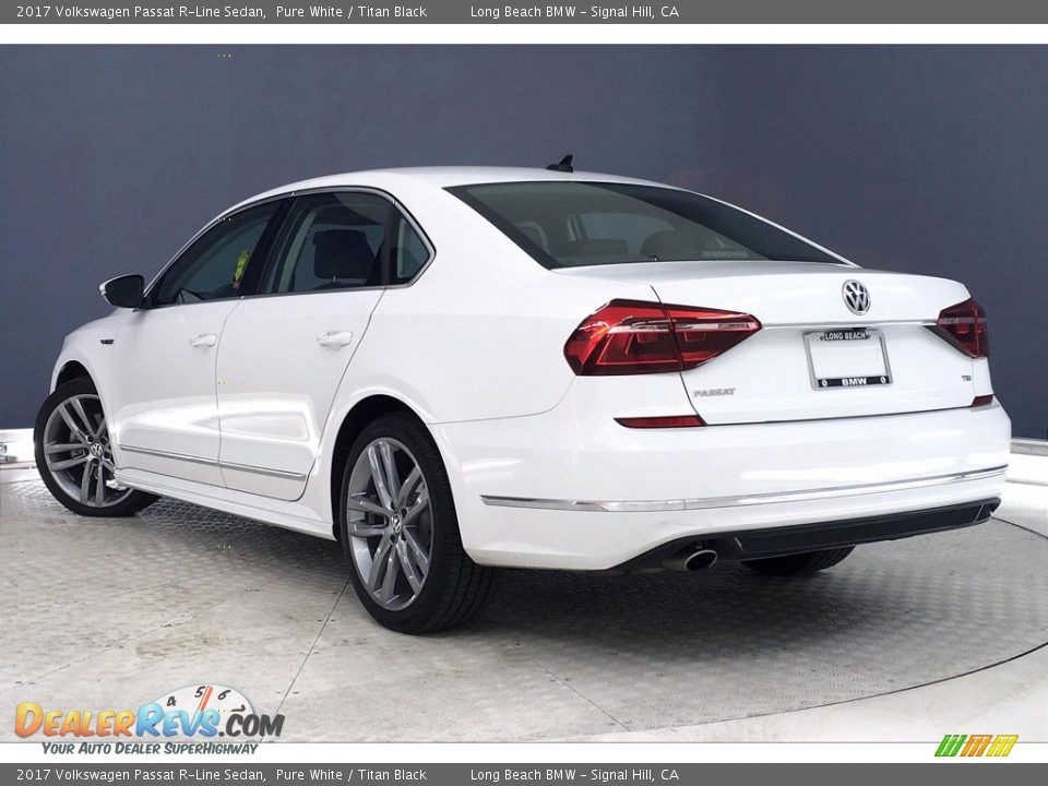 2017 Volkswagen Passat R-Line Sedan Pure White / Titan Black Photo #10