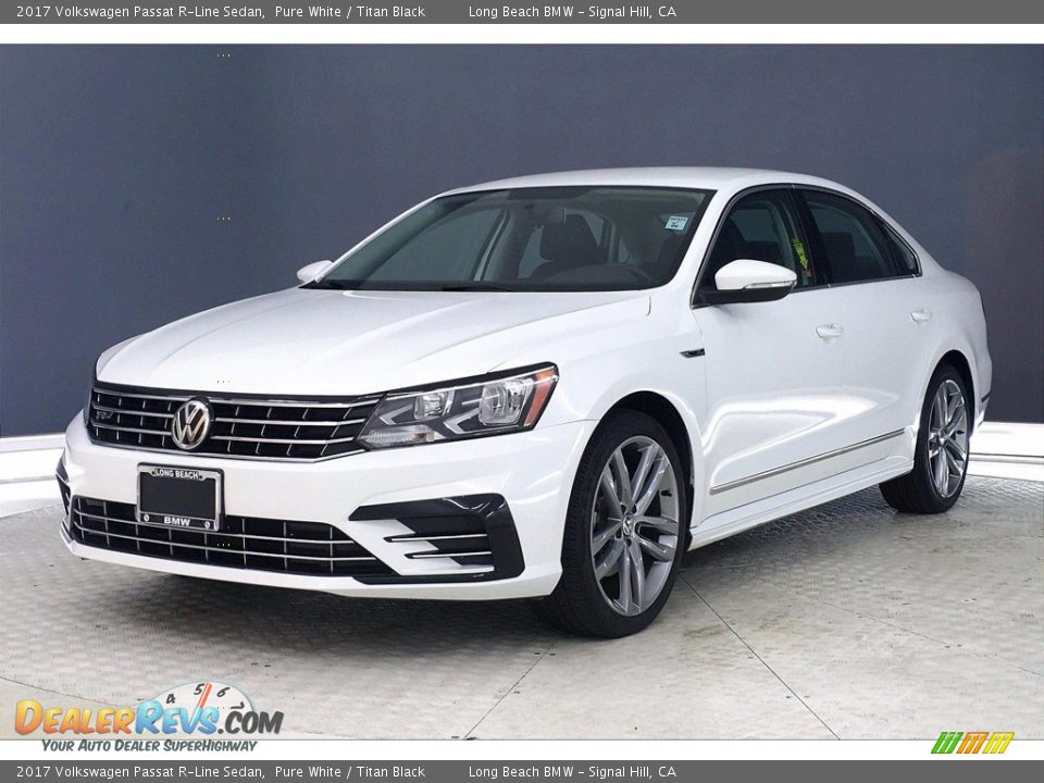 2017 Volkswagen Passat R-Line Sedan Pure White / Titan Black Photo #12