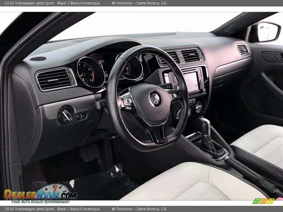 Front Seat of 2016 Volkswagen Jetta Sport Photo #22