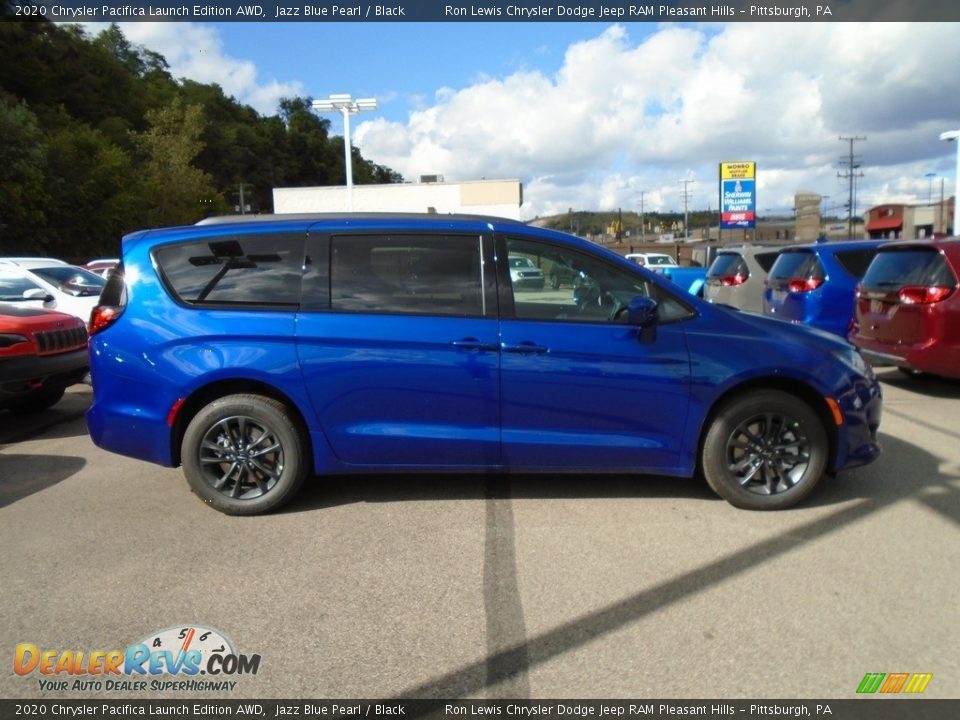 2020 Chrysler Pacifica Launch Edition AWD Jazz Blue Pearl / Black Photo #4