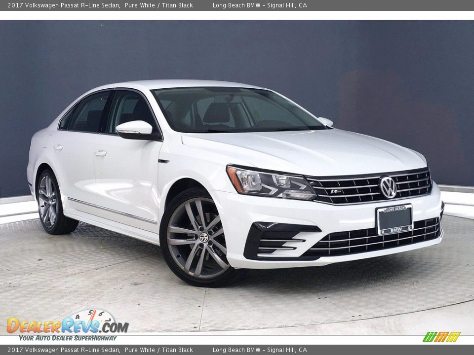 2017 Volkswagen Passat R-Line Sedan Pure White / Titan Black Photo #36