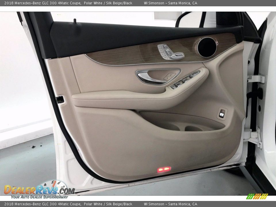 Door Panel of 2018 Mercedes-Benz GLC 300 4Matic Coupe Photo #25