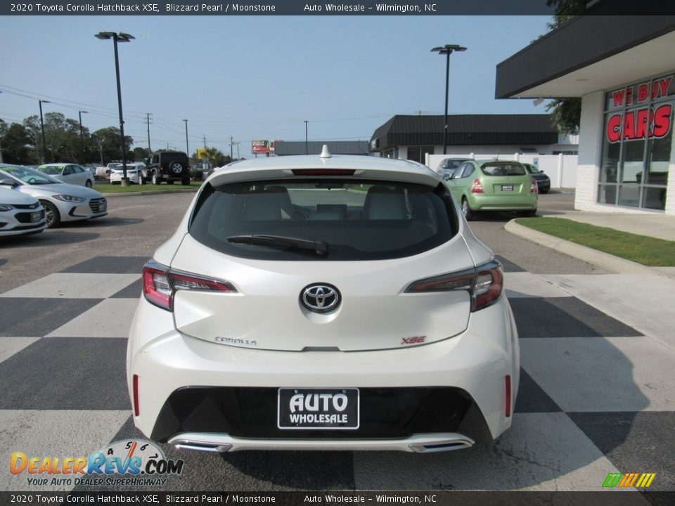 2020 Toyota Corolla Hatchback XSE Blizzard Pearl / Moonstone Photo #4