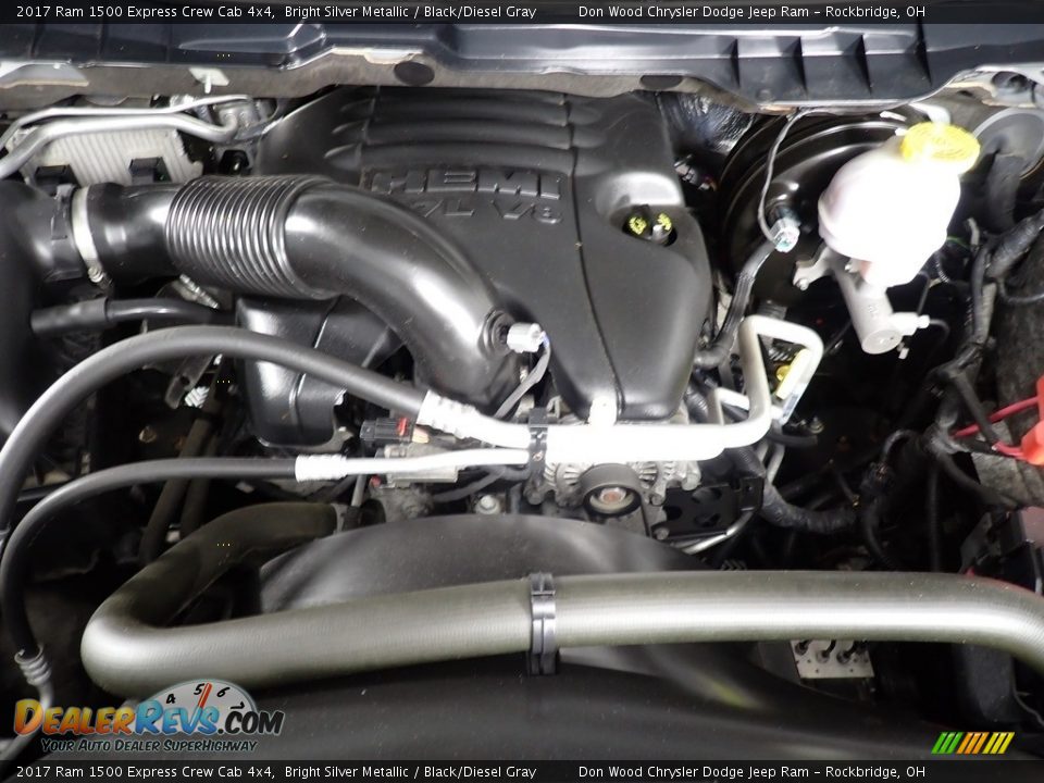 2017 Ram 1500 Express Crew Cab 4x4 Bright Silver Metallic / Black/Diesel Gray Photo #6