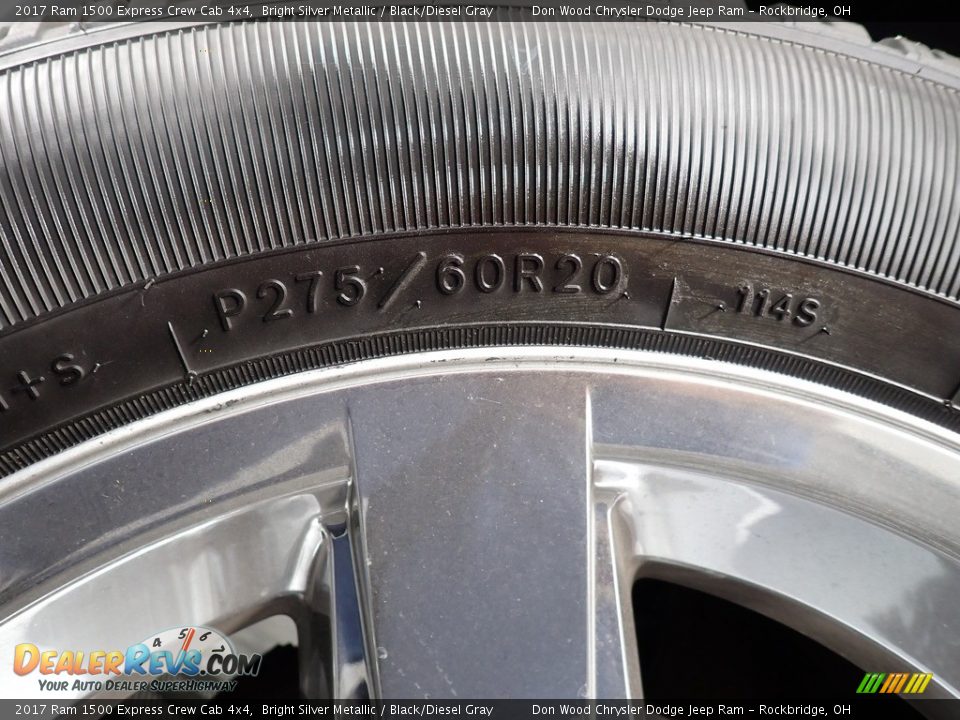 2017 Ram 1500 Express Crew Cab 4x4 Bright Silver Metallic / Black/Diesel Gray Photo #16