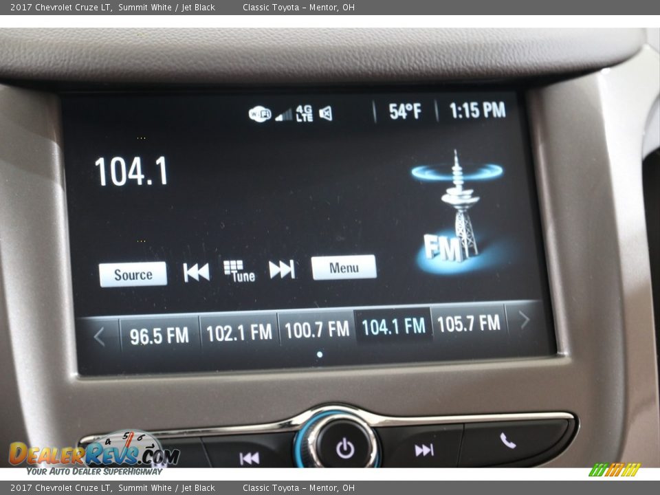 2017 Chevrolet Cruze LT Summit White / Jet Black Photo #9