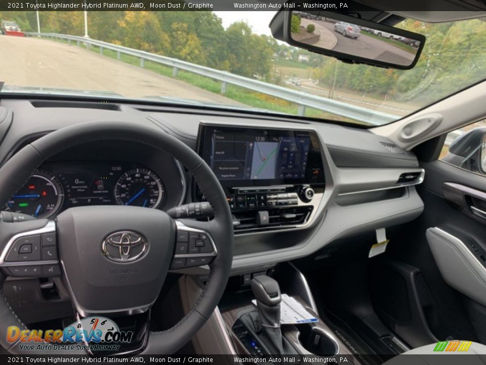 Dashboard of 2021 Toyota Highlander Hybrid Platinum AWD Photo #6