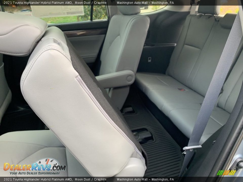 Rear Seat of 2021 Toyota Highlander Hybrid Platinum AWD Photo #27