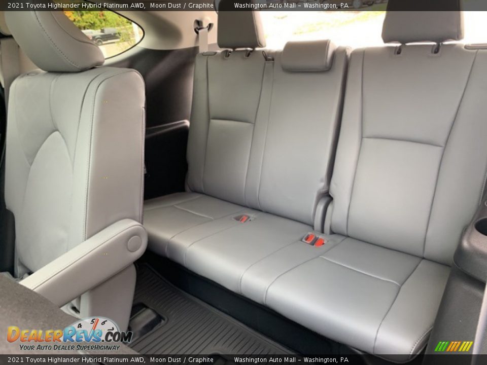 Rear Seat of 2021 Toyota Highlander Hybrid Platinum AWD Photo #28