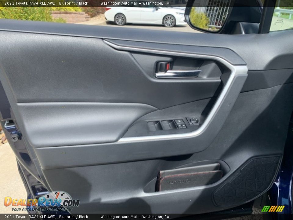 2021 Toyota RAV4 XLE AWD Blueprint / Black Photo #3