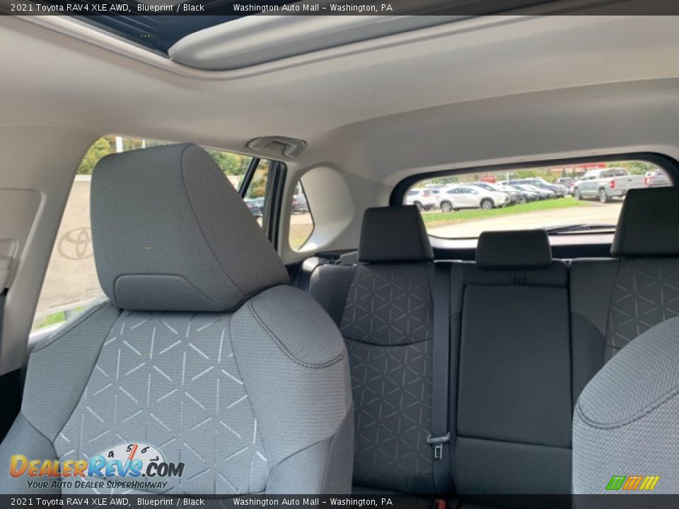 2021 Toyota RAV4 XLE AWD Blueprint / Black Photo #19