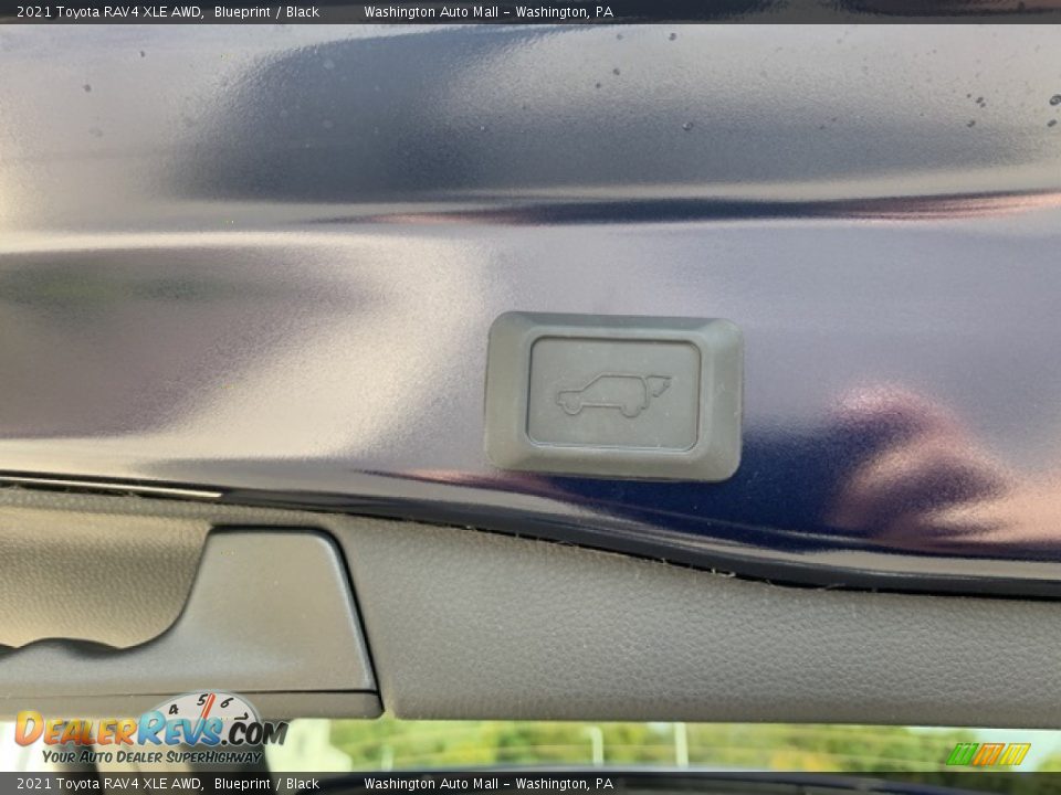 2021 Toyota RAV4 XLE AWD Blueprint / Black Photo #29