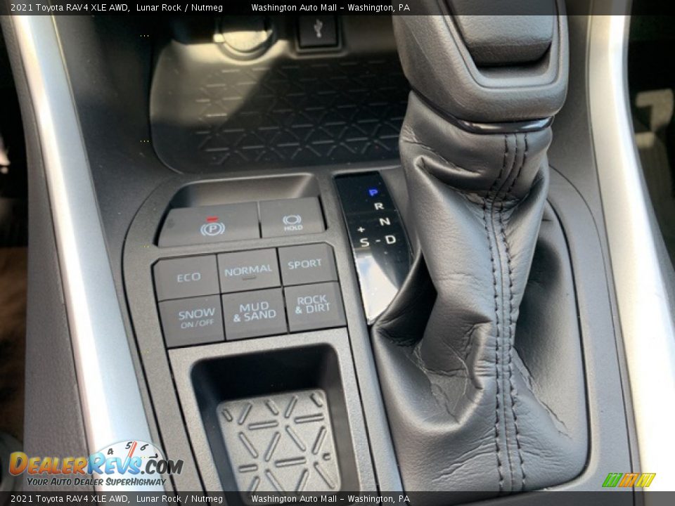 Controls of 2021 Toyota RAV4 XLE AWD Photo #16