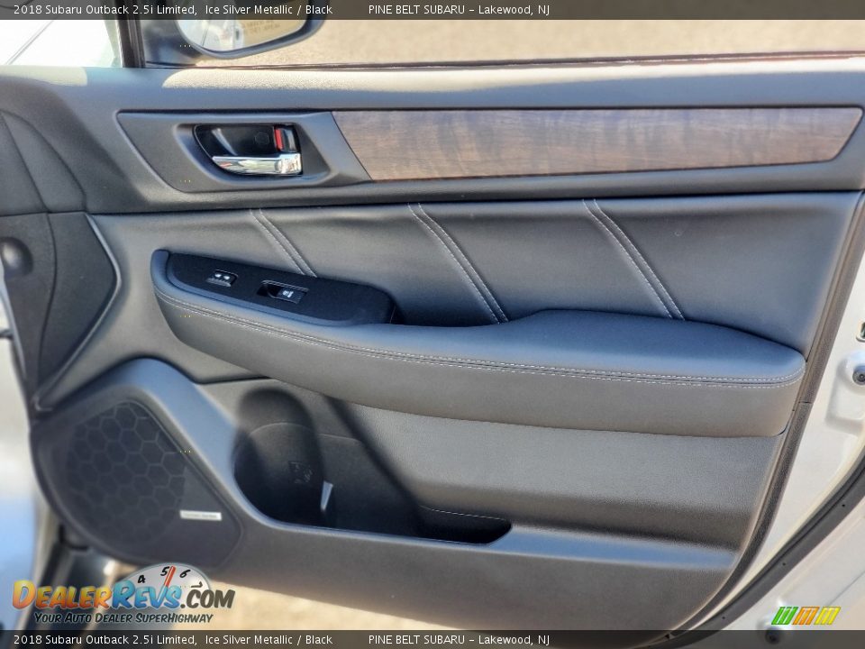 2018 Subaru Outback 2.5i Limited Ice Silver Metallic / Black Photo #23