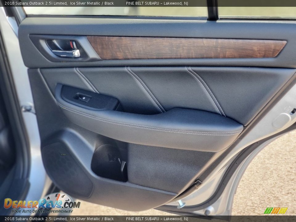 2018 Subaru Outback 2.5i Limited Ice Silver Metallic / Black Photo #26