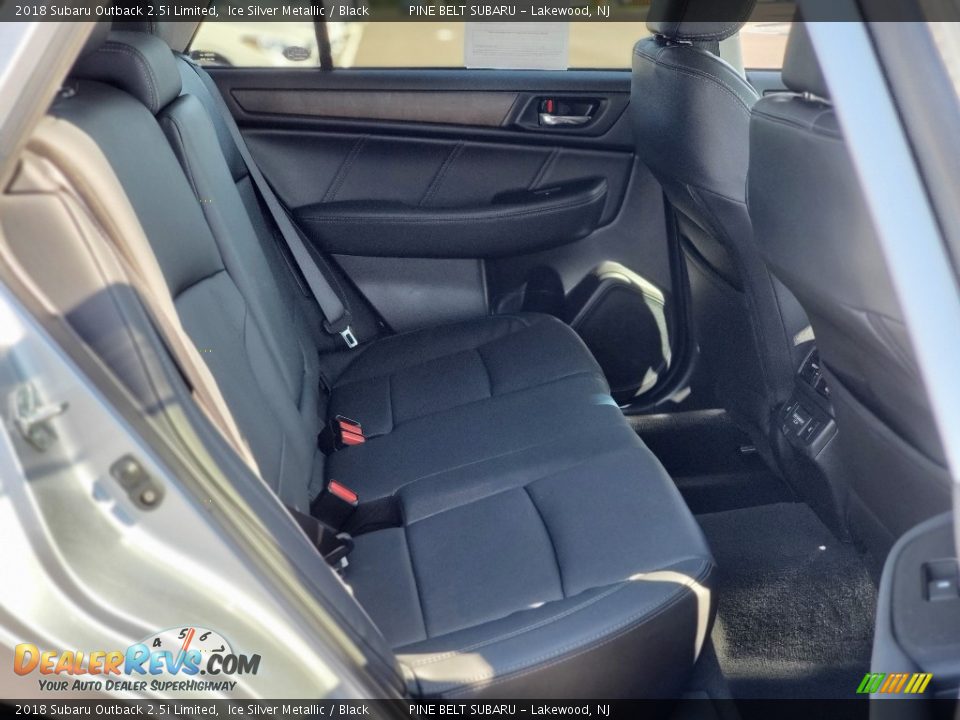 2018 Subaru Outback 2.5i Limited Ice Silver Metallic / Black Photo #27