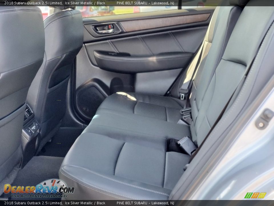 2018 Subaru Outback 2.5i Limited Ice Silver Metallic / Black Photo #31