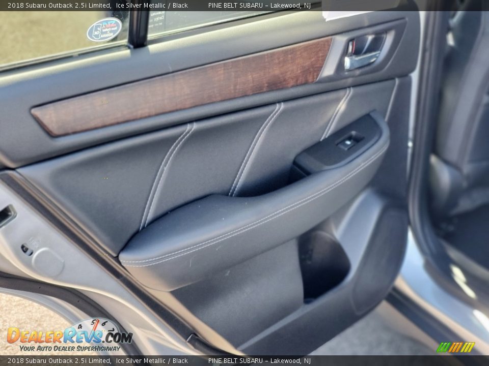 2018 Subaru Outback 2.5i Limited Ice Silver Metallic / Black Photo #32