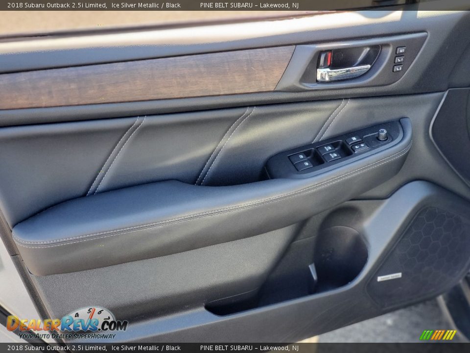 2018 Subaru Outback 2.5i Limited Ice Silver Metallic / Black Photo #35