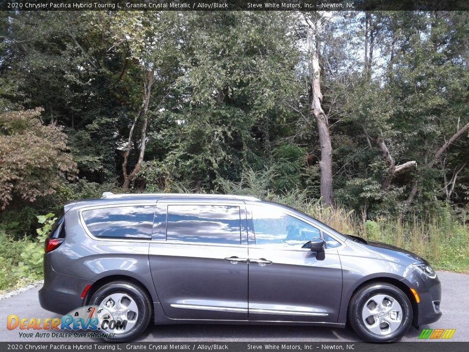 2020 Chrysler Pacifica Hybrid Touring L Granite Crystal Metallic / Alloy/Black Photo #5