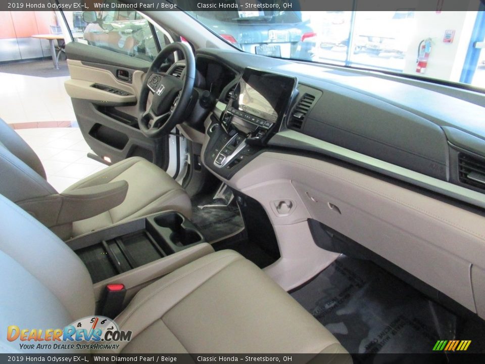 2019 Honda Odyssey EX-L White Diamond Pearl / Beige Photo #15