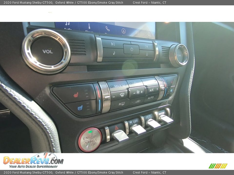 Controls of 2020 Ford Mustang Shelby GT500 Photo #18