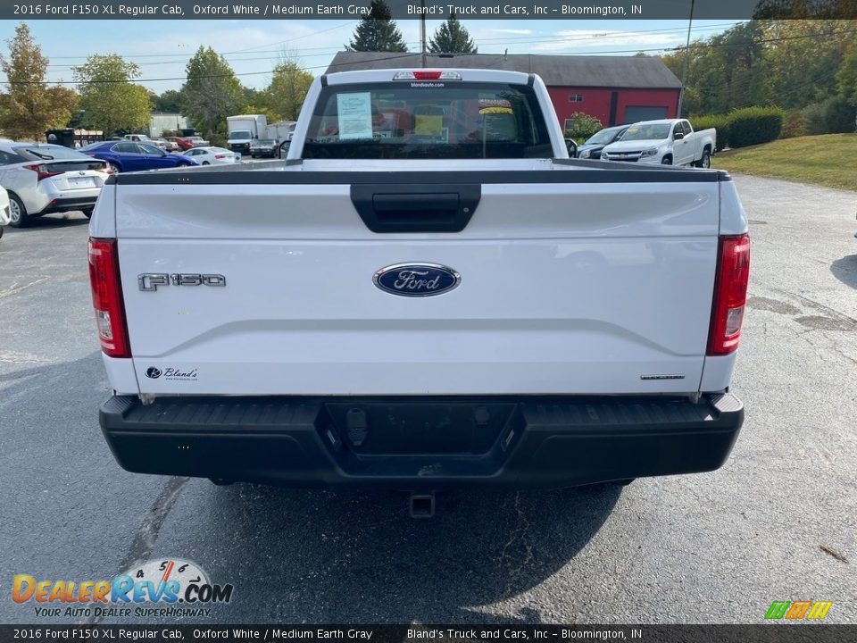 2016 Ford F150 XL Regular Cab Oxford White / Medium Earth Gray Photo #7