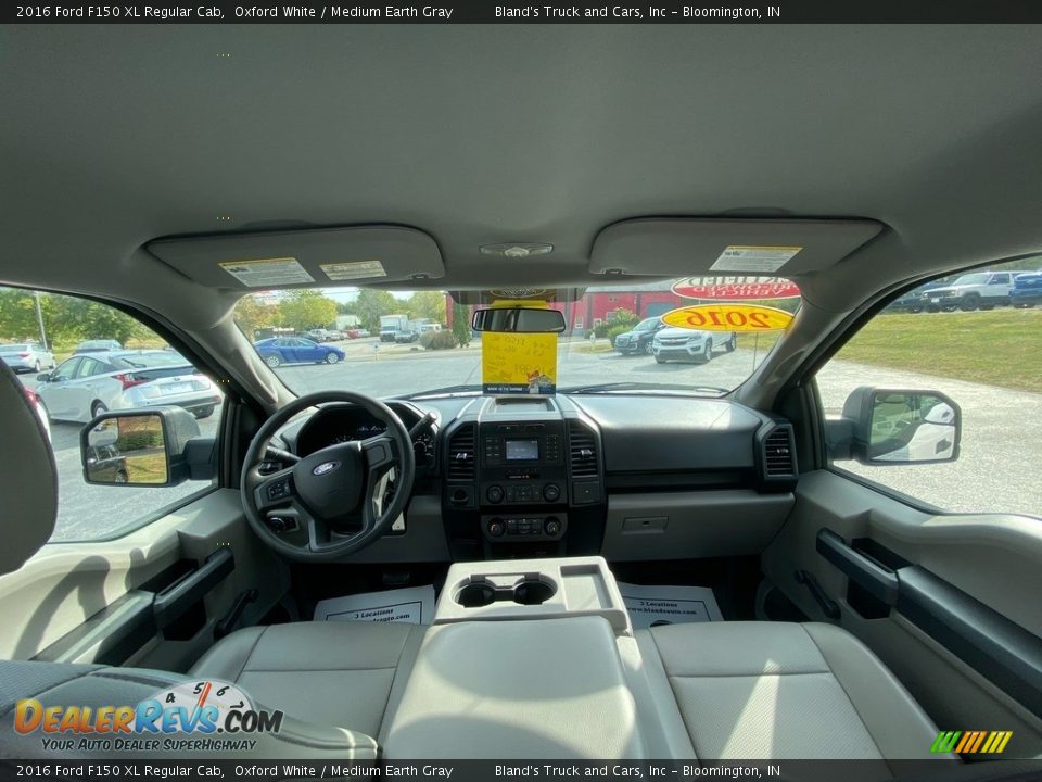 2016 Ford F150 XL Regular Cab Oxford White / Medium Earth Gray Photo #9
